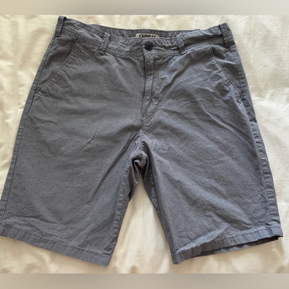 Men's blue pin tuck flat front shorts